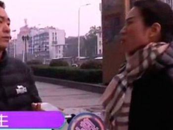 El hombre no aguantó más el olor de su mujer