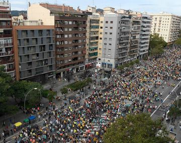 Barcelona: al menos 35 heridos y 128 detenidos tras una marcha por la independencia de Cataluña