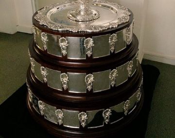 La ensaladera, en las vitrinas de la AAT