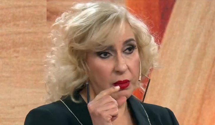 Georgina Barbarossa le mandó por error a un hombre un mensaje en el que describía sus partes íntimas