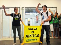 llegaron los activistas al pais: rusia nos debe una disculpa llegaron los activistas al pais: rusia nos debe una disculpa