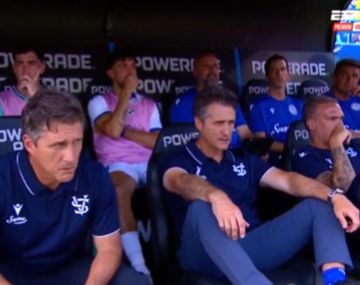 Sorpresa: Barros Schelotto y Carlos Tevez evitaron el cruce en Vélez-Talleres