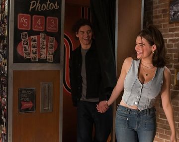 Dónde ver Off Campus, la serie del momento