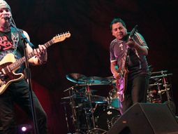 la renga celebra sus 25 anos con un multitudinario recital la renga celebra sus 25 anos con un multitudinario recital