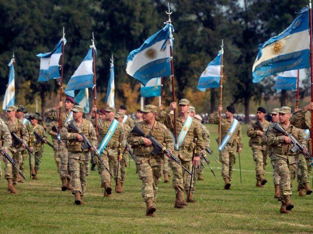 El Gobierno otorgó un aumento a efectivos de las Fuerzas Armadas: cuánto pasan a cobrar