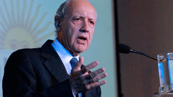 Lavagna declara este martes por el supuesto ofrecimiento de dinero para que baje su candidatura