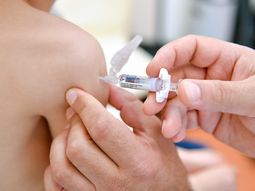 Eliminaron la obligatoriedad de las vacunas de los 5 años para cobrar un complemento de la AUH