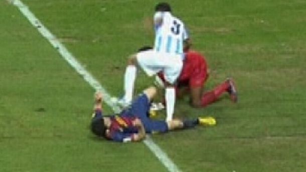 Un jugador del Barcelona recibió un violento pisotón