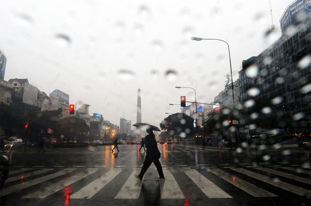 Cesó el alerta pero siguen las lluvias en el área metropolitana