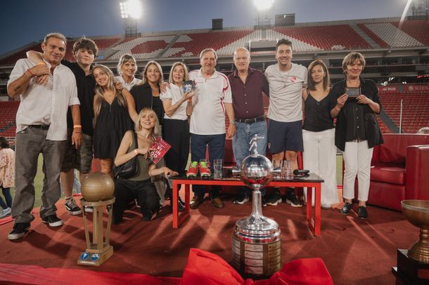 De no creer: el grosero error de Independiente en el homenaje a dos glorias del club