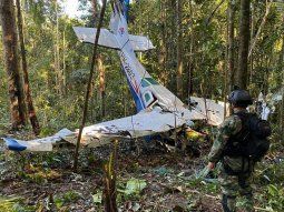 Continúa la búsqueda contrarreloj de cuatro niños en la selva de Colombia tras un accidente aéreo