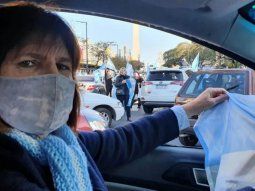 Bullrich interpuso un amparo contra decretos presidenciales que restringen la circulación
