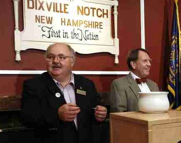 El supermartes en EE.UU. comenzó con un empate