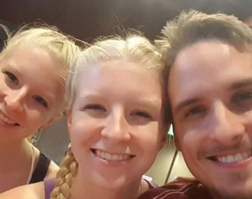 Felices los 4: se casan dos parejas de gemelos y se van a vivir juntos