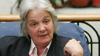 topolansky: la dificultad de macri es que tiene que negociar desde el primer dia topolansky: la dificultad de macri es que tiene que negociar desde el primer dia