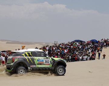 El Dakar 2013 corre su tercera etapa: Pisco - Nazca