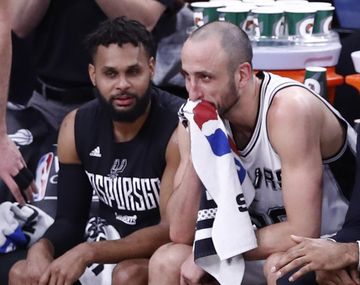 Emanuel Ginóbili conmovido por la ovación