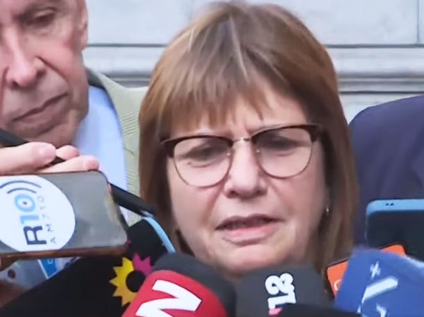 Patricia Bullrich aseguró que se abrió un sumario contra el policía que agredió a un camarógrafo
