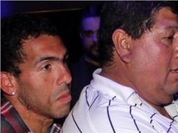 el padre de tevez habria reconocido la voz de uno de sus secuestradores en la tv el padre de tevez habria reconocido la voz de uno de sus secuestradores en la tv