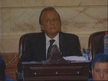 Del Sel deja su banca para lanzarse a gobernador