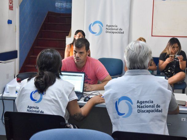 El Gobierno frenó la baja de pensiones por discapacidad en medio del escándalo por coimas