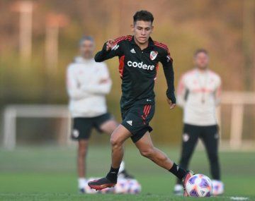 El posteo de Claudio Echeverri tras anunciar que no renovará con River