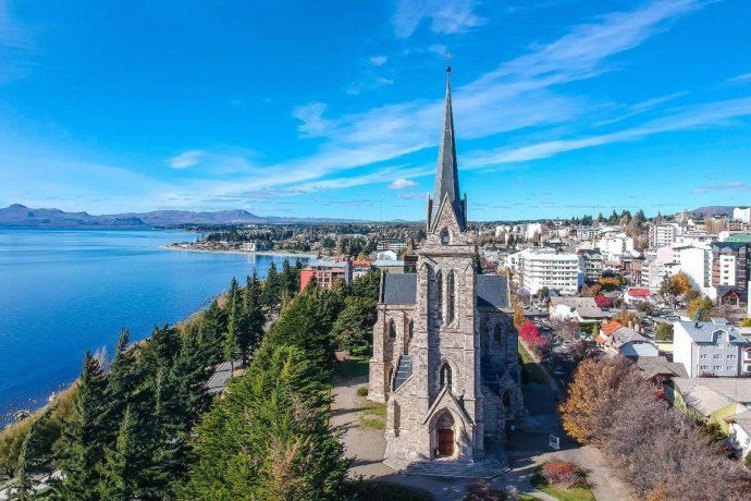Guías de Bariloche proponen hacer turismo desde la seguridad del vehículo propio