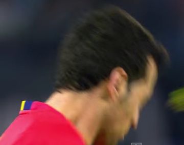 La gran Osvaldo: un jugador le tiró pasto a su rival y fue expulsado