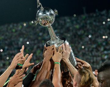 La Libertadores, el trofeo que todos quieren levantar