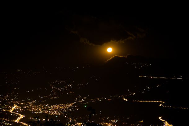 La #LunaRoja en todo el mundo