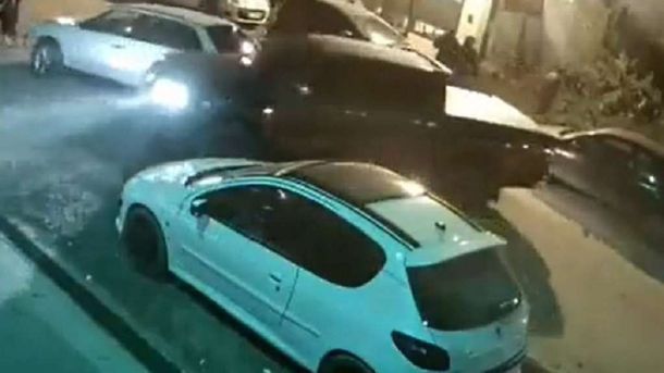 Lo echaron del boliche y se quiso meter de nuevo con su camioneta