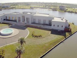 Qué conviene hacer entre comprar una vivienda o construir en un barrio privado. Qué conviene hacer entre comprar una vivienda o construir en un barrio privado.