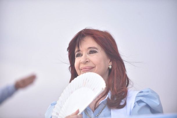 Cristina Kirchner desafió a Javier Milei a que desregule los medicamentos: A ver si te animás