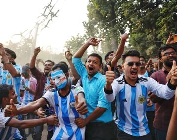 Los festejos en Bangladesh por el triunfo de Argentina