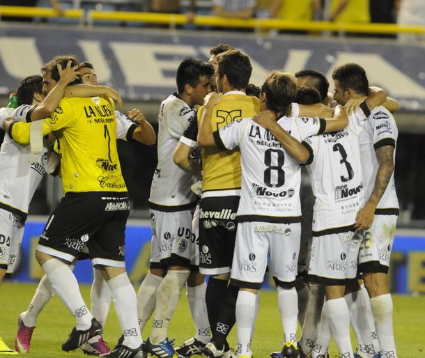 El plantel de All Boys sigue sin cobrar, pero volvió a entrenar
