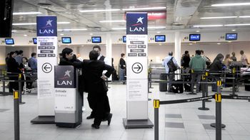 continuan las demoras por vuelos cancelados de lan continuan las demoras por vuelos cancelados de lan