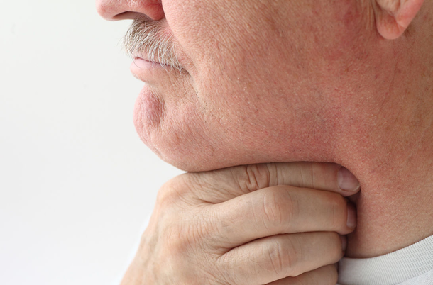 La disfagia orofar&iacute;ngea tambi&eacute;n es otro de los s&iacute;ntomas en los pacientes de coronavirus