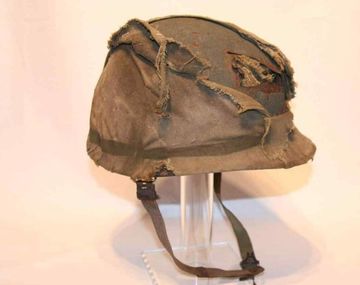 Un comprador anónimo pagó el precio por el casco del ex combatiente de Malvinas