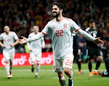 Duro baile: todos los goles del 6 a 1 de España a la Selección argentina