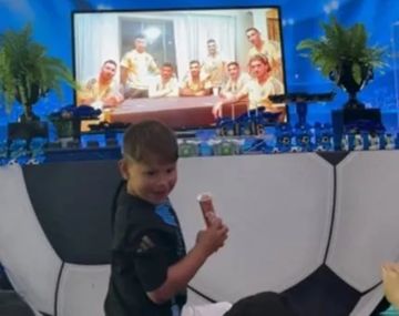 Sorpresa de cumple para el hijo del Dibu: la emoción al ver a Messi