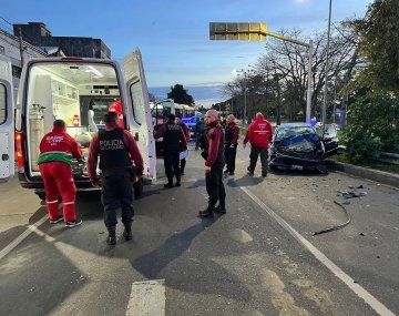 Un auto y un colectivo chocaron en la General Paz: cuatro heridos