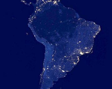 NASA muestra fotos nocturnas de Argentina desde el espacio