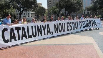 espana: se espera una gran marcha del separatismo catalan espana: se espera una gran marcha del separatismo catalan