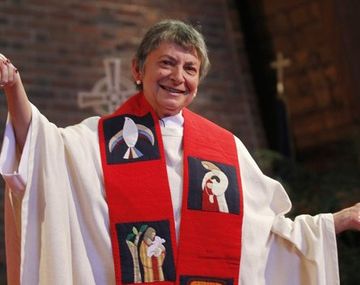 Polémica por una mujer que se convirtió en sacerdote en EE.UU.