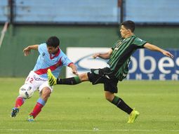 Arsenal empató con San Martín de San Juan Arsenal empató con San Martín de San Juan