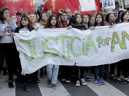 Marcha por Anahí Benítez