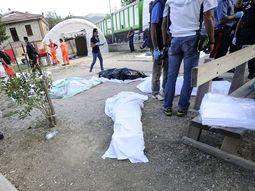 terremoto en italia: son al menos 247 los muertos por la catastrofe terremoto en italia: son al menos 247 los muertos por la catastrofe