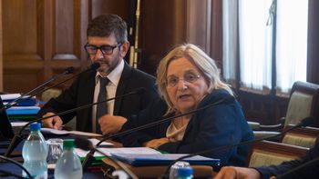 El gobierno uruguayo pidió disculpas por las expresiones de la senadora Graciela Bianchi. El gobierno uruguayo pidió disculpas por las expresiones de la senadora Graciela Bianchi.