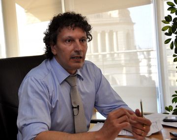 Citan a indagatoria al ex titular del PAMI