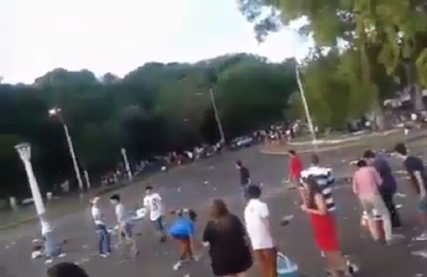 Botellazos en la Costanera de Paraná